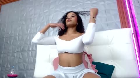 arianna_rochel online show from 11-02-25, 05:48