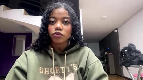 arianna_roxe_ online show from 05-30-26, 04:42