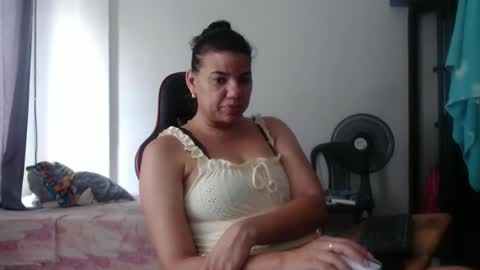 ariannaloovel online show from 05-11-26, 04:26