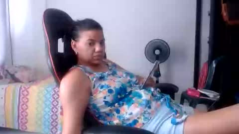 ariannaloovel online show from 05-22-26, 06:02