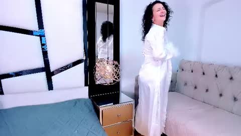 ariannarussell1 online show from 07-07-26, 01:59