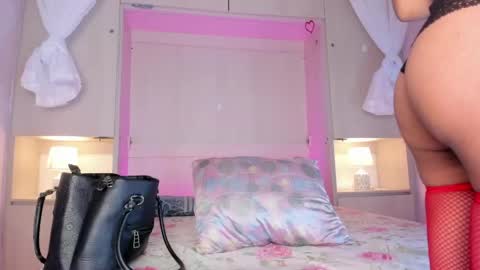 ariannavega_ online show from 06-03-26, 11:46