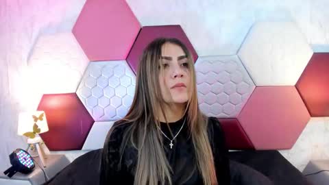 aria online show from 05-20-26, 04:02