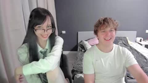 Ariel online show from 03-24-26, 09:42