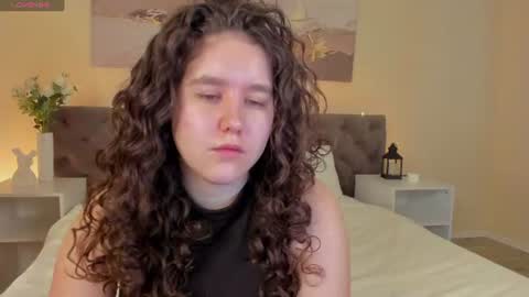 Ariella GTM3  Tue Wed Thu Fri Sat  0400 am-1030pm online show from 06-20-26, 01:09
