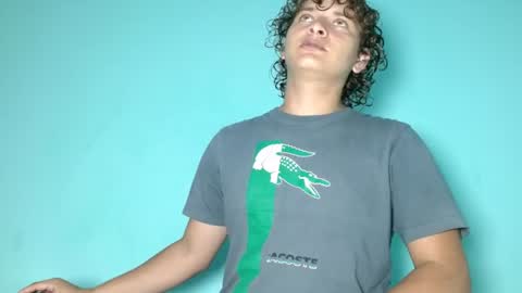 Snapshot of arielnoir6958 chatting on 06-10-26, 12:11 Ariel Aoir online show from 06-10-26, 12:11