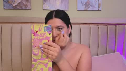 arihanna_london online show from 05-07-26, 04:07