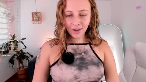 Snapshot of arii_1010_ chatting on 07-15-26, 07:30 Ari online show from 07-15-26, 07:30