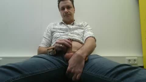 arjen87 online show from 02-14-25, 04:09