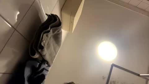 armyskater32 online show from 02-10-26, 08:57