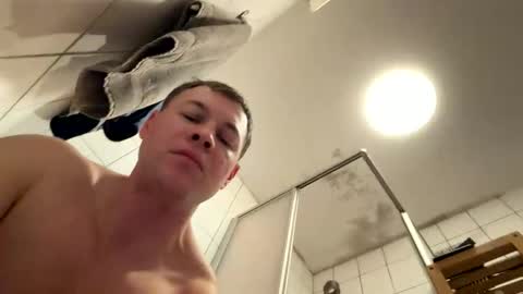 armyskater32 online show from 02-21-26, 10:44