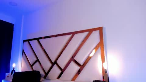 Aron cruz  online show from 05-26-26, 02:02