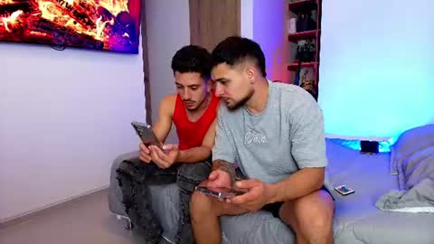 Snapshot of aron_santoro1 chatting on 07-18-26, 12:26 Aron Santoro online show from 07-18-26, 12:26