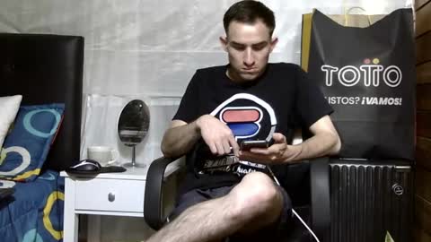 Snapshot of arongfranco chatting on 05-07-26, 06:35 Aron G Franco online show from 05-07-26, 06:35