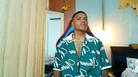 Snapshot of arthur_collins_ chatting on 05-19-26, 08:26 ARTHUR online show from 05-19-26, 08:26