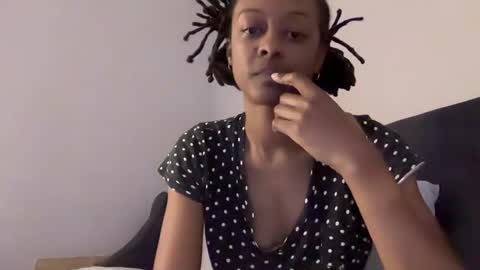 Aryka online show from 04-13-26, 01:44