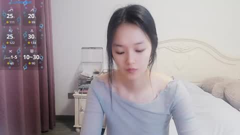 Snapshot of arylia_3 chatting on 06-15-26, 03:42 Lily online show from 06-15-26, 03:42