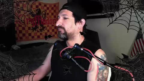devilPup75 online show from 10-05-25, 12:36