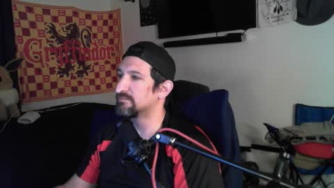 devilPup75 online show from 10-22-25, 04:24