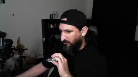 Snapshot of asanator101 chatting on 05-18-26, 07:47 devilPup75 online show from 05-18-26, 07:47