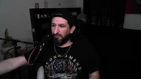 Snapshot of asanator101 chatting on 05-21-26, 10:39 devilPup75 online show from 05-21-26, 10:39