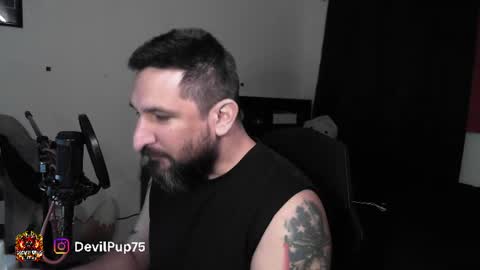 Snapshot of asanator101 chatting on 06-09-26, 03:29 devilPup75 online show from 06-09-26, 03:29