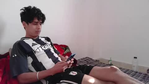 Snapshot of ash2730 chatting on 02-10-26, 09:57 ash2730 online show from 02-10-26, 09:57