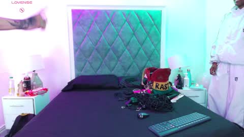 asha_zuri_and_adam online show from 03-18-26, 12:30