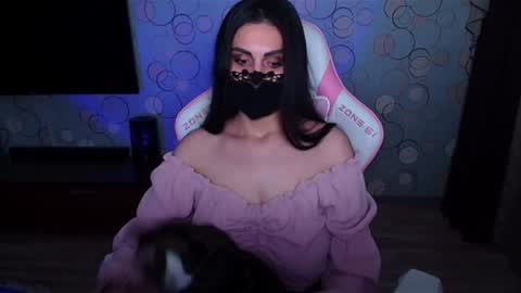 Snapshot of ashley__cooper__ chatting on 06-12-26, 05:17 Yasmina online show from 06-12-26, 05:17