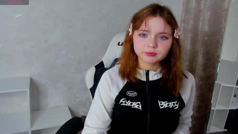 Snapshot of ashley_f0ster chatting on 05-28-26, 09:50 Ashley F0ster online show from 05-28-26, 09:50