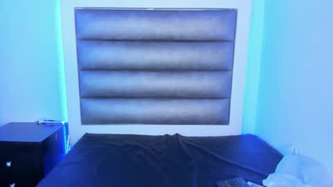 ashley_js online show from 03-11-26, 05:52