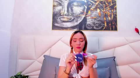 Snapshot of ashley_miller26 chatting on 02-12-25, 11:29 ashley_miller26 online show from 02-12-25, 11:29