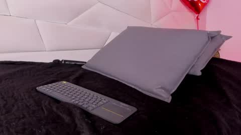 Snapshot of ashley_miller26 chatting on 02-14-25, 05:46 ashley_miller26 online show from 02-14-25, 05:46