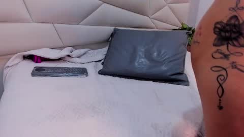 Snapshot of ashley_miller26 chatting on 02-18-25, 05:42 ashley_miller26 online show from 02-18-25, 05:42