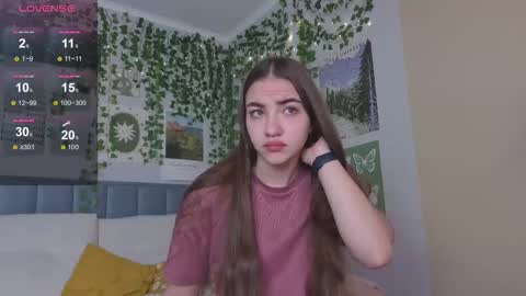 Snapshot of ashley_tempt chatting on 09-20-25, 01:17 Ashle online show from 09-20-25, 01:17