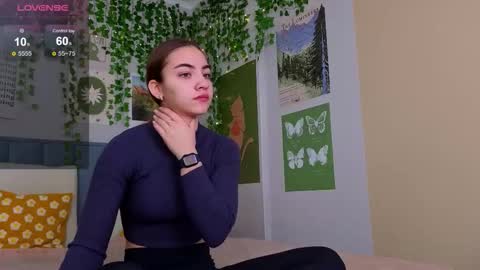 Snapshot of ashley_tempt chatting on 10-15-25, 04:23 Ashle online show from 10-15-25, 04:23
