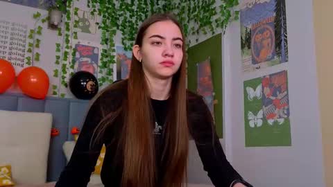 Snapshot of ashley_tempt chatting on 10-23-25, 04:23 Ashle online show from 10-23-25, 04:23