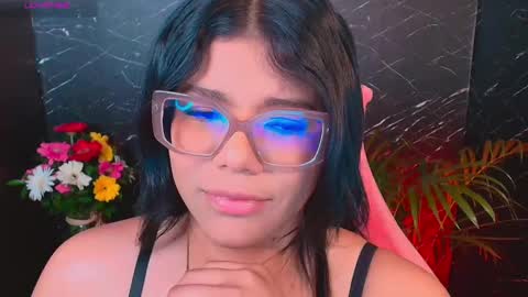 Ashleyy18   online show from 10-19-25, 12:00