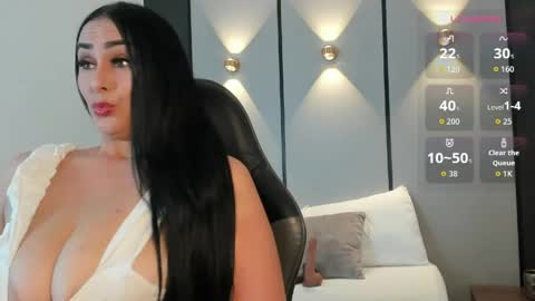 A S H L Y online show from 04-13-26, 12:43