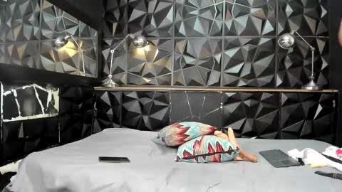 ashlybenison online show from 03-18-26, 04:59