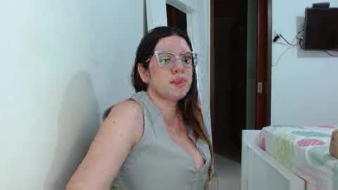 AshlyMoon online show from 05-16-26, 12:18