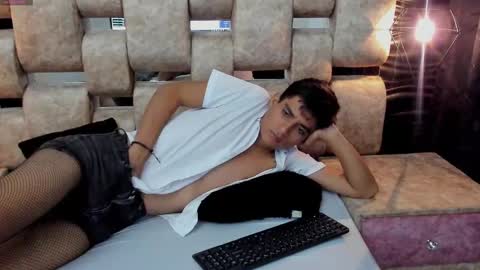 Ashly online show from 01-18-25, 03:49