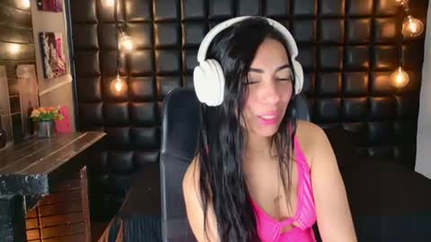 ashlyy sweet  online show from 07-10-26, 06:32