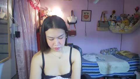 Snapshot of asian_llory chatting on 03-04-26, 01:33 asian_llory online show from 03-04-26, 01:33