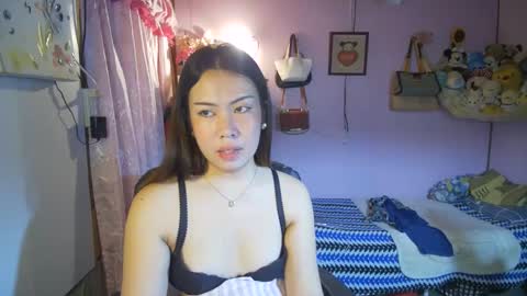 Snapshot of asian_llory chatting on 03-07-26, 01:35 asian_llory online show from 03-07-26, 01:35