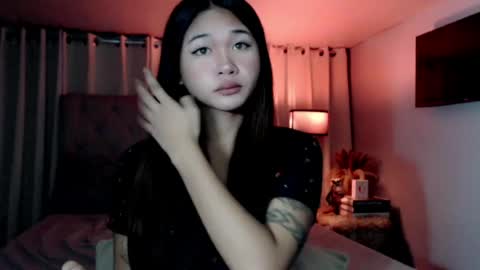 Snapshot of asian_loloera chatting on 07-20-26, 10:34 Rhea online show from 07-20-26, 10:34