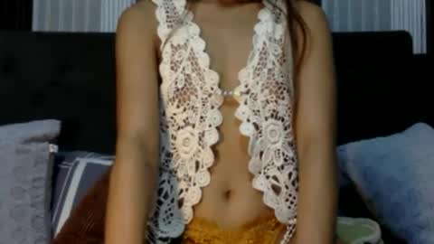 Snapshot of asian_love4u chatting on 01-08-26, 10:12 mari online show from 01-08-26, 10:12