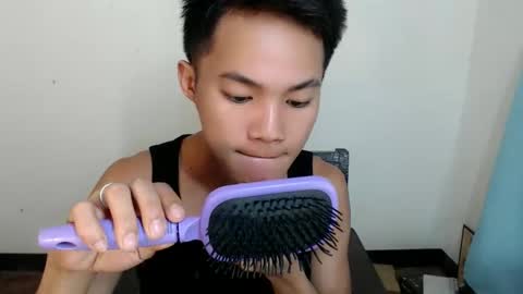 Snapshot of asian_lover05 chatting on 11-17-25, 02:45 asian_lover05 online show from 11-17-25, 02:45