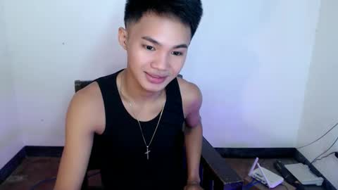 Snapshot of asian_lover05 chatting on 01-18-26, 11:19 asian_lover05 online show from 01-18-26, 11:19