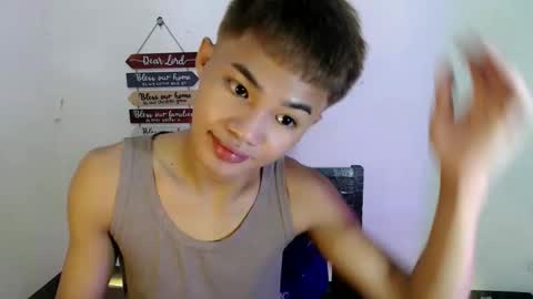 Snapshot of asian_lover05 chatting on 04-06-26, 07:26 asian_lover05 online show from 04-06-26, 07:26